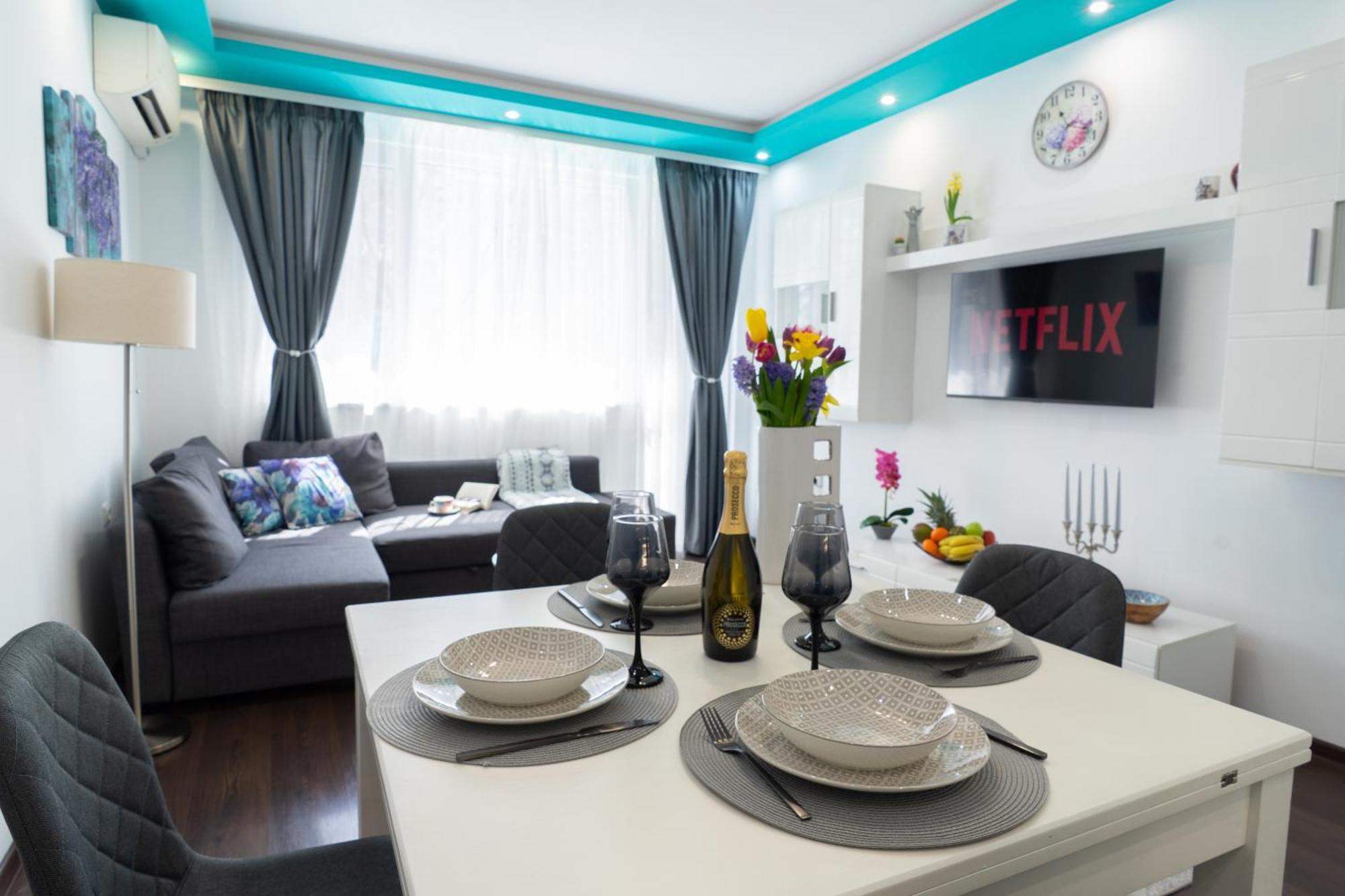 Luxury 2 Bedroom Apartment In Central Varna ภายนอก รูปภาพ