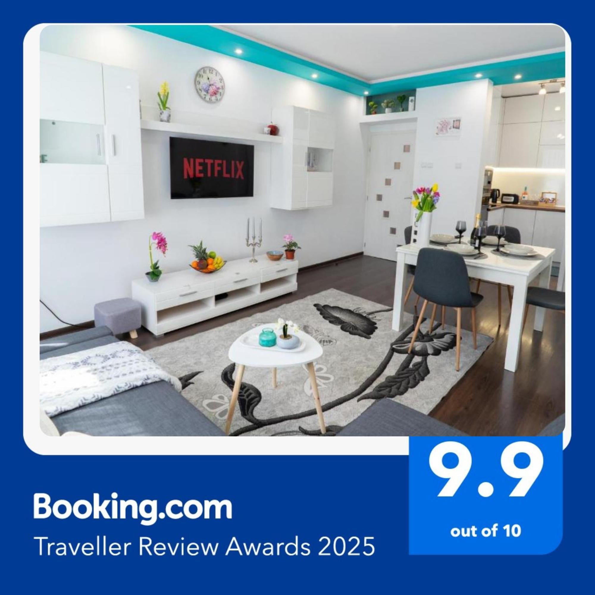 Luxury 2 Bedroom Apartment In Central Varna ภายนอก รูปภาพ